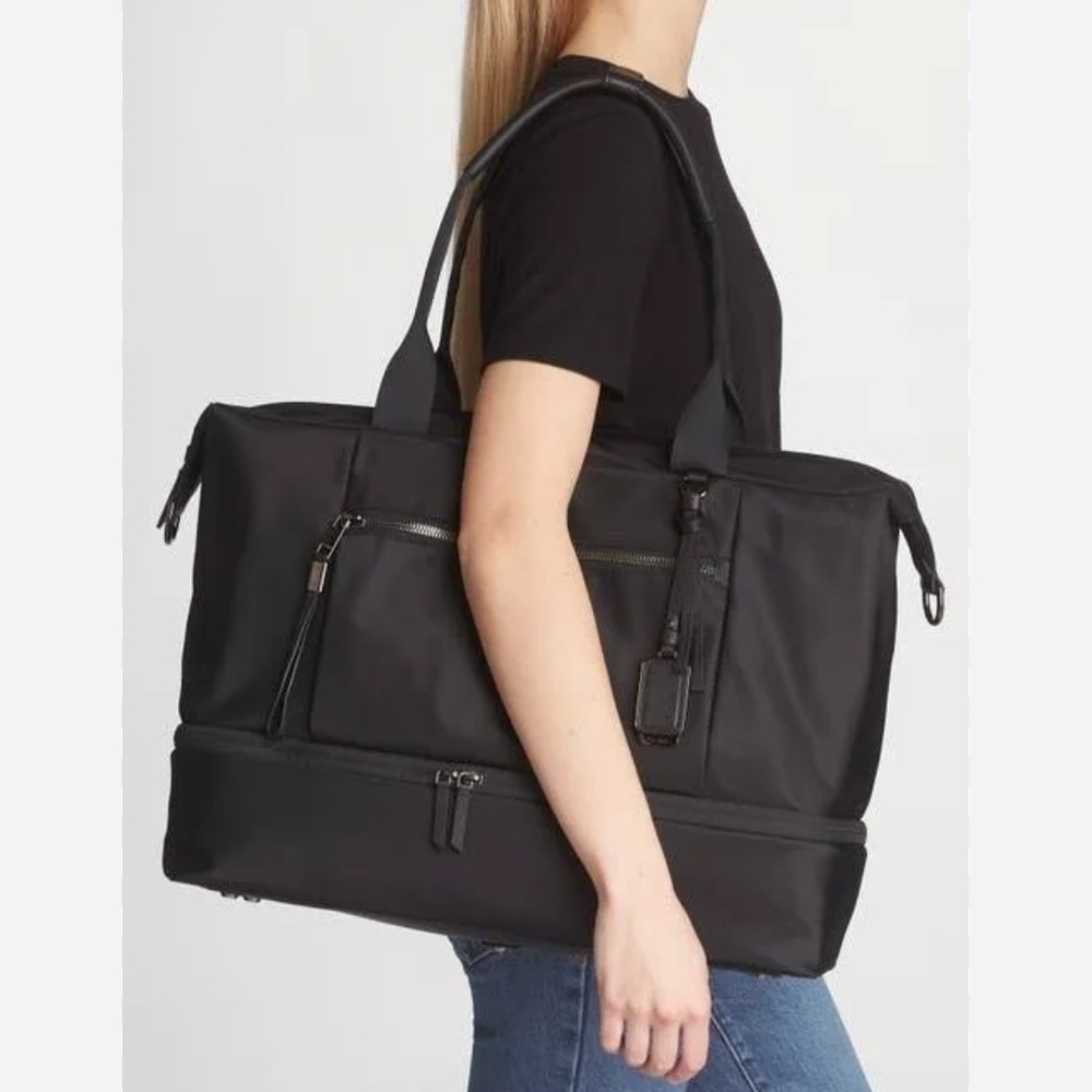 Tumi Voyageur Contine Weekender Duffle Tote - Picture 2 of 16